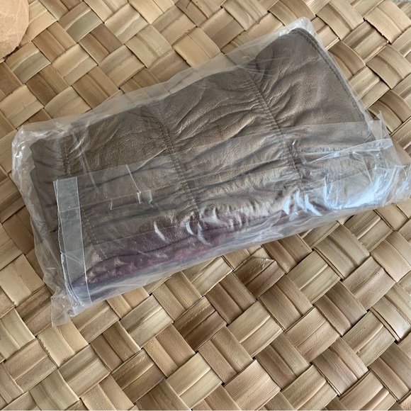 Excelled Leather/Cashmere Touch Tip Gloves (NWT) - Picture 5 of 9